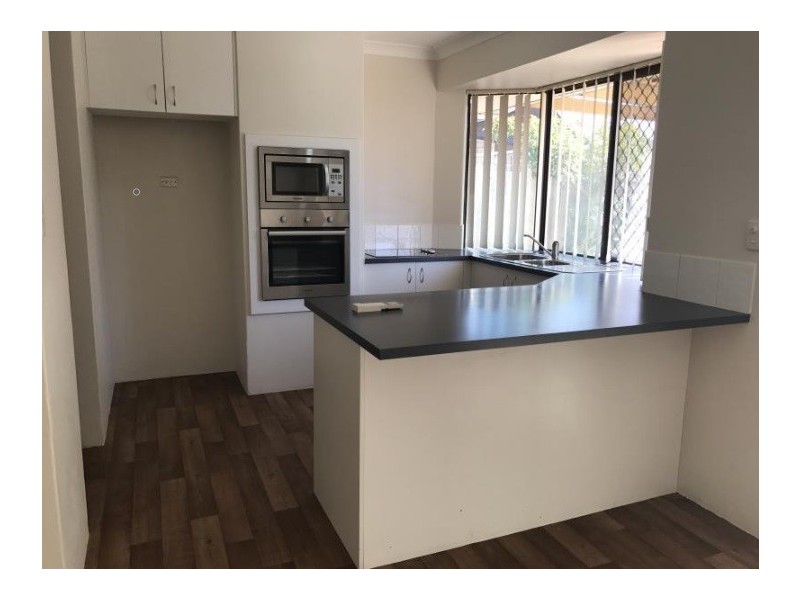 8 Squire Avenue, Heathridge WA 6027