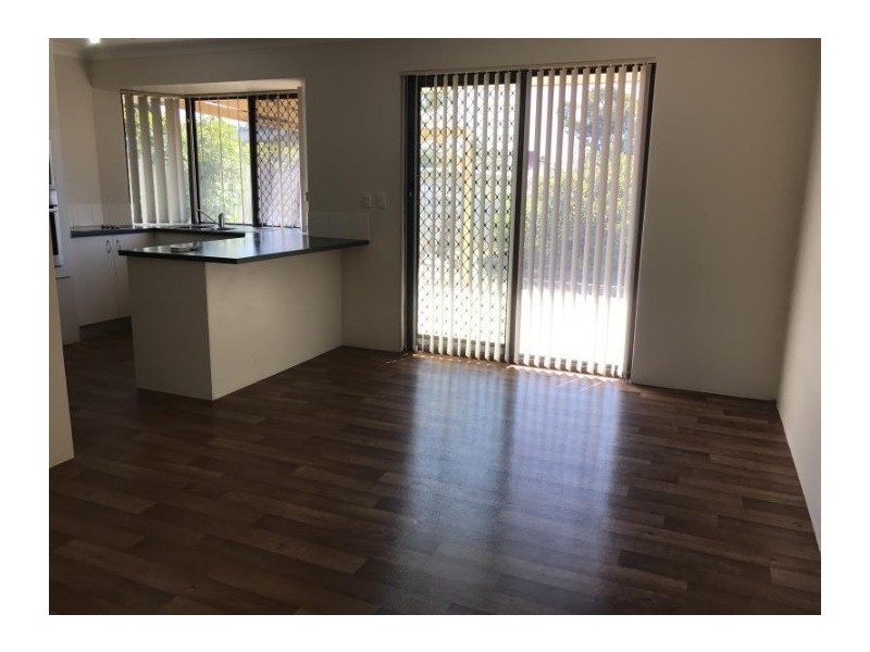 8 Squire Avenue, Heathridge WA 6027