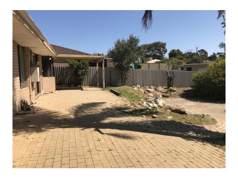 8 Squire Avenue, Heathridge WA 6027