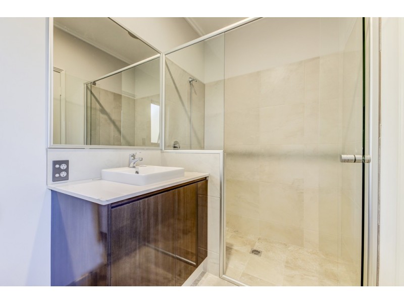 8 Elmton Court, Duncraig WA 6023