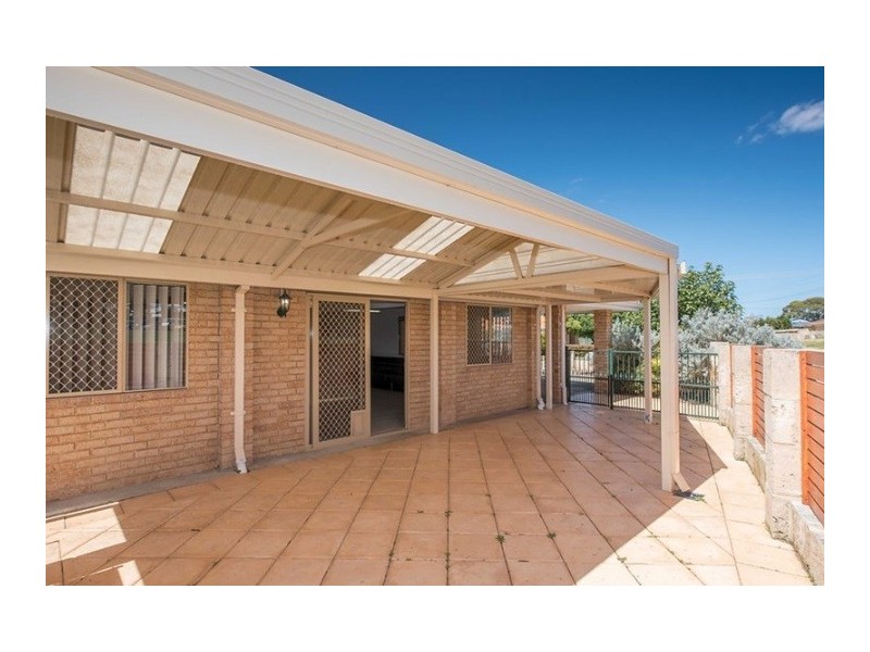 1 Margery Close, Beldon WA 6027