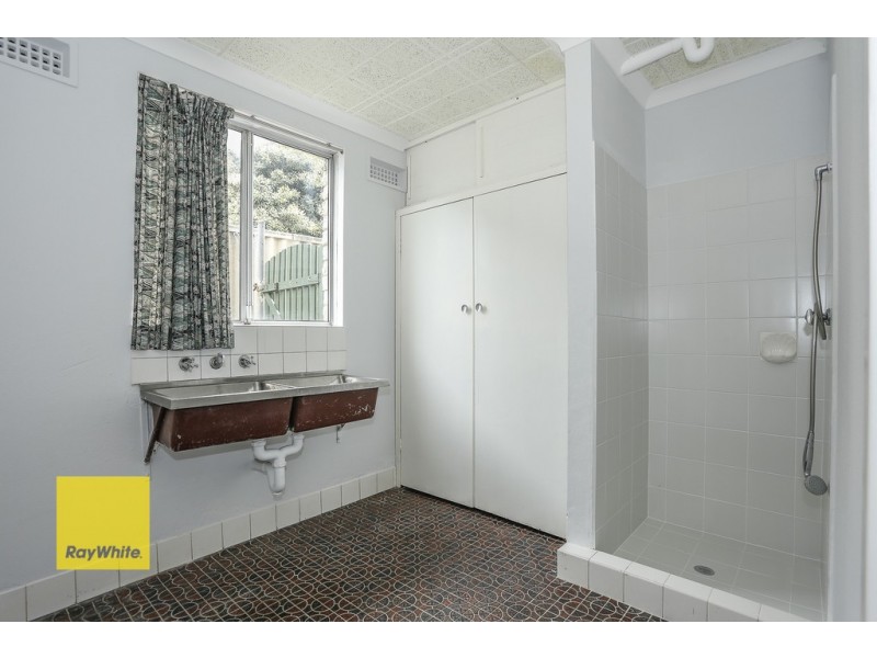 56 Lynn Street, Trigg WA 6029