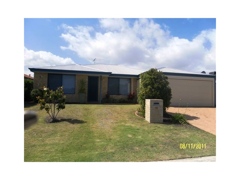21 KURRAJON BOULEVARD, Banksia Grove WA 6031