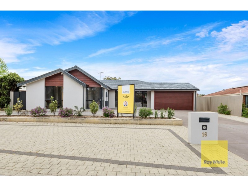 16 Halidon Street, Kingsley WA 6026