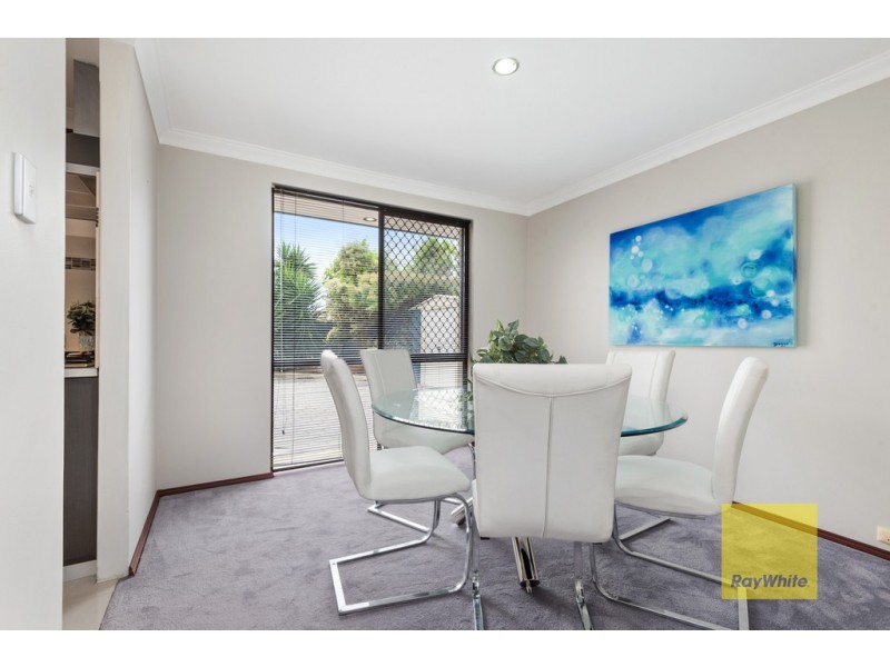 16 Halidon Street, Kingsley WA 6026