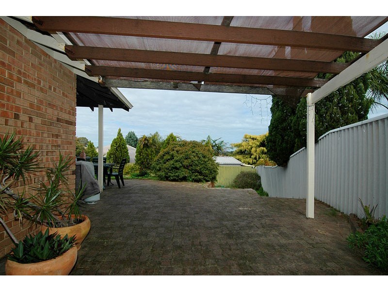 10 The Crest, Woodvale WA 6026