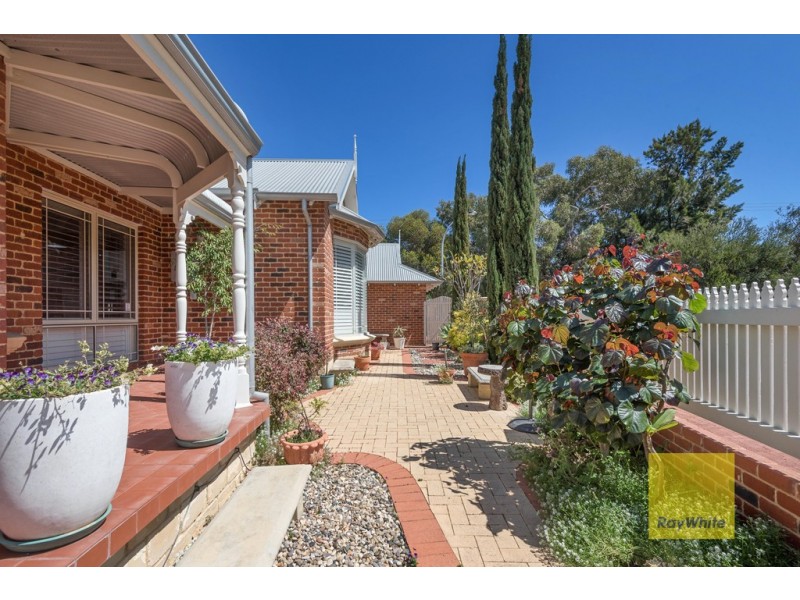 2 Wakeley Way, Duncraig WA 6023