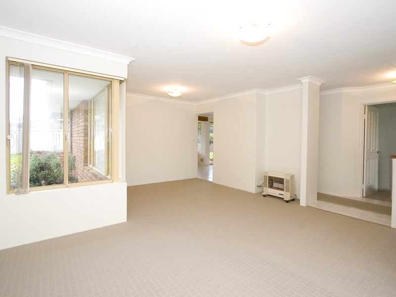 3 Hawdon Mews, Hillarys WA 6025