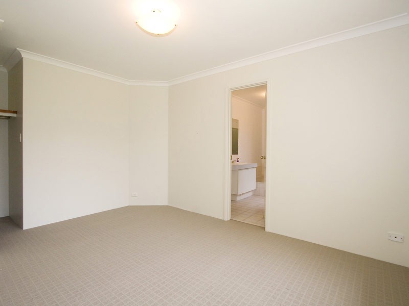 3 Hawdon Mews, Hillarys WA 6025