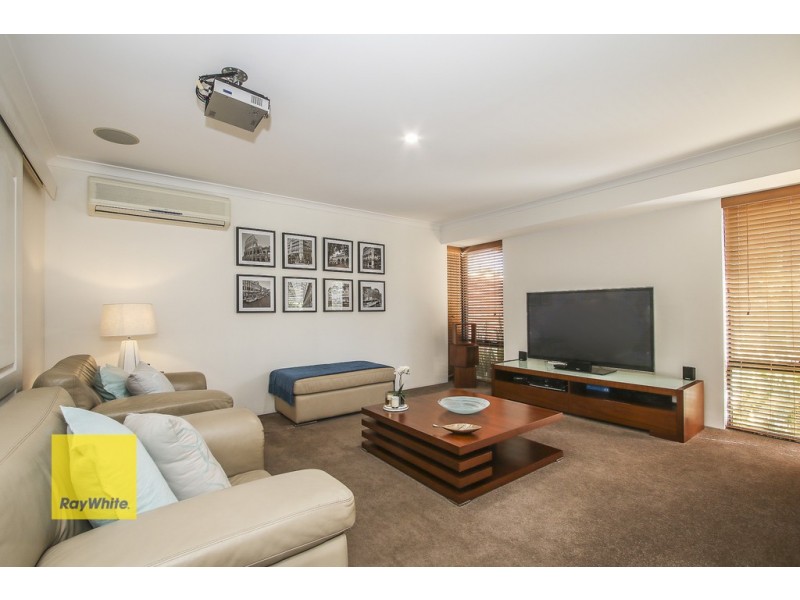 28 Sabina Park Drive, Madeley WA 6065