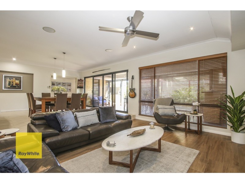 28 Sabina Park Drive, Madeley WA 6065