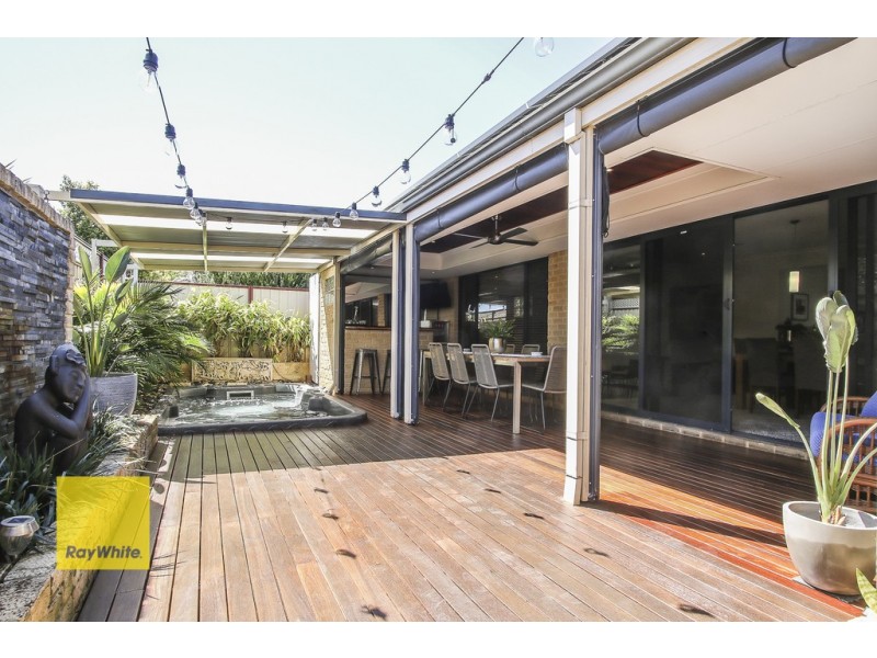 28 Sabina Park Drive, Madeley WA 6065