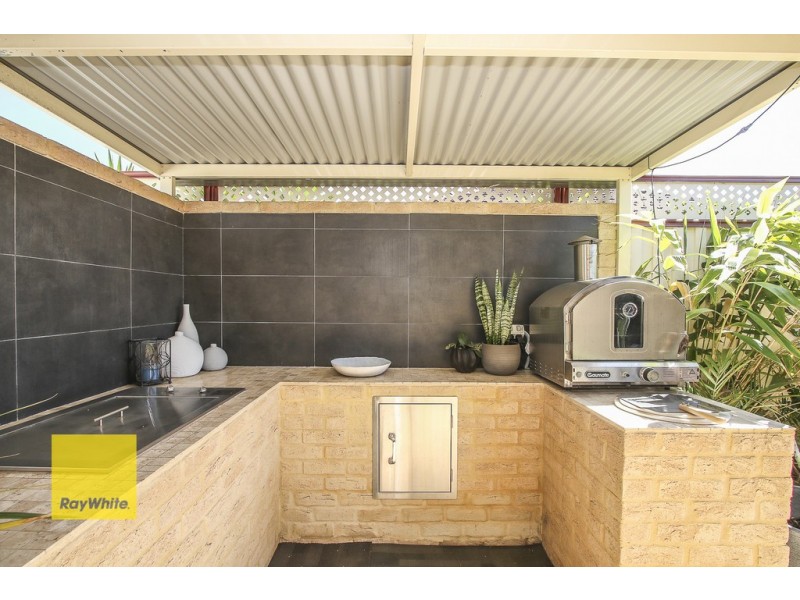 28 Sabina Park Drive, Madeley WA 6065