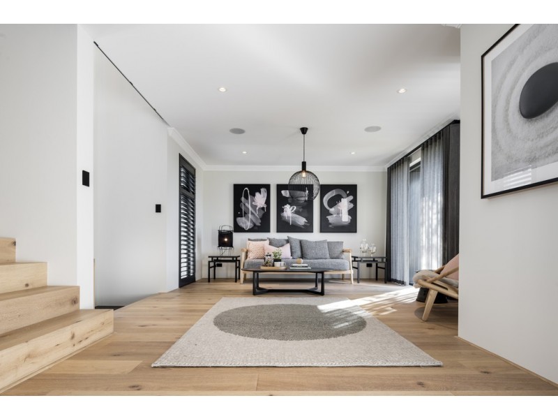 39 Venice Entrance, Iluka WA 6028