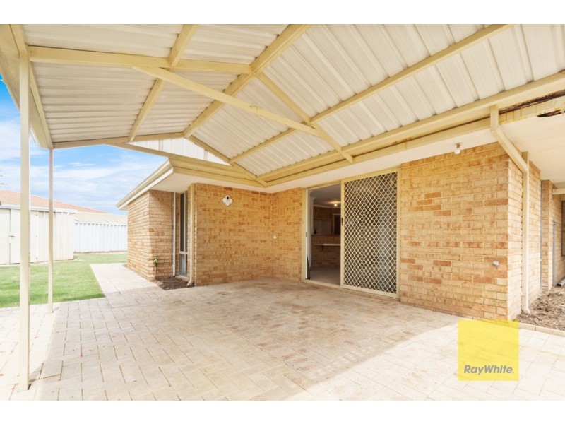 5b Crathie Court, Kingsley WA 6026
