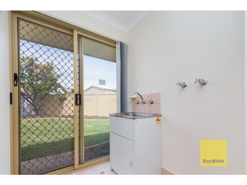 5b Crathie Court, Kingsley WA 6026