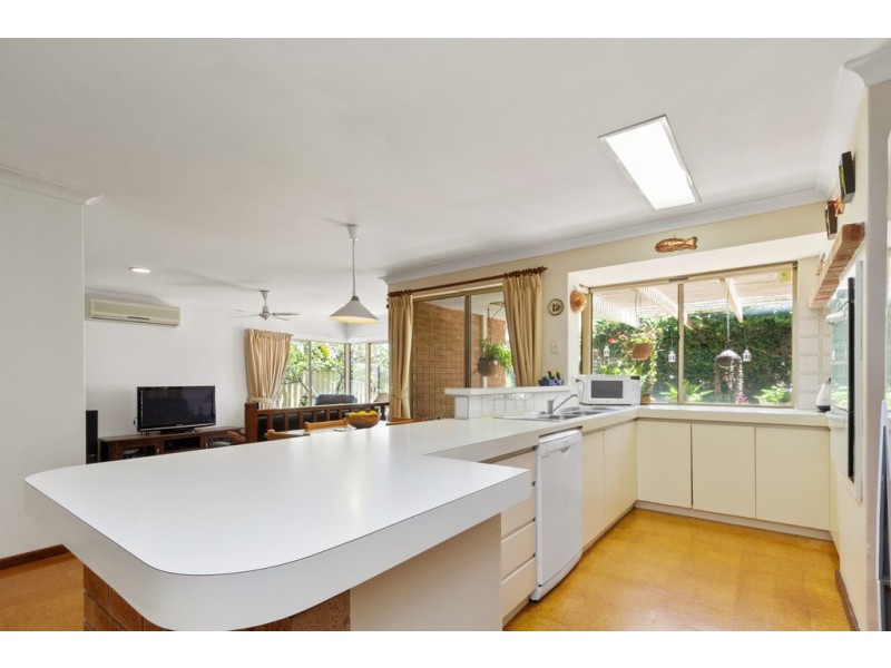 6 Landells Rise, Hillarys WA 6025