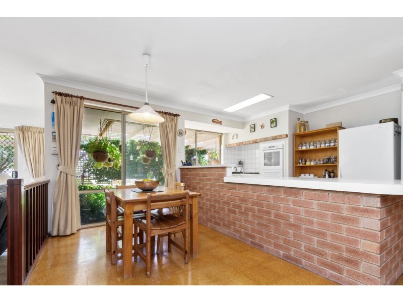 6 Landells Rise, Hillarys WA 6025