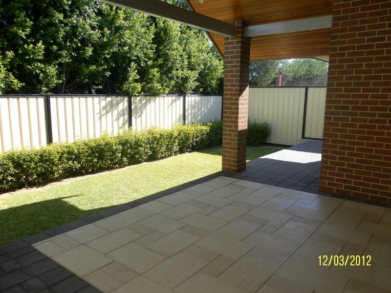 27 KING DAVID BOULEVARD, Madeley WA 6065