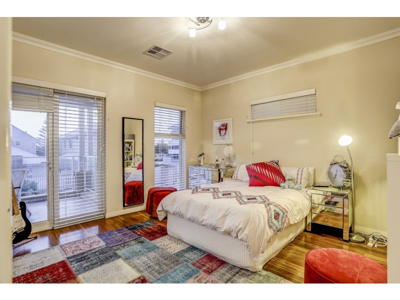 18 Tahiti Lane, Hillarys WA 6025