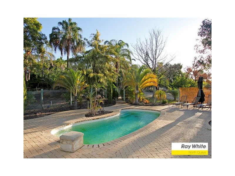 10 CASUARINA WAY, Wanneroo WA 6065