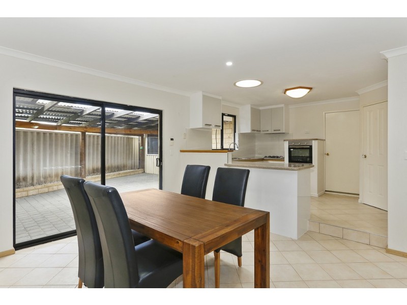 19 Rosedale Vista, Hocking WA 6065