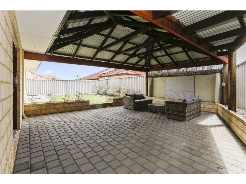 19 Rosedale Vista, Hocking WA 6065