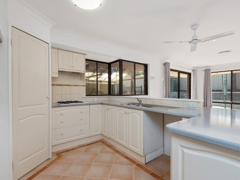 12 Hunt Lane, Kingsley WA 6026