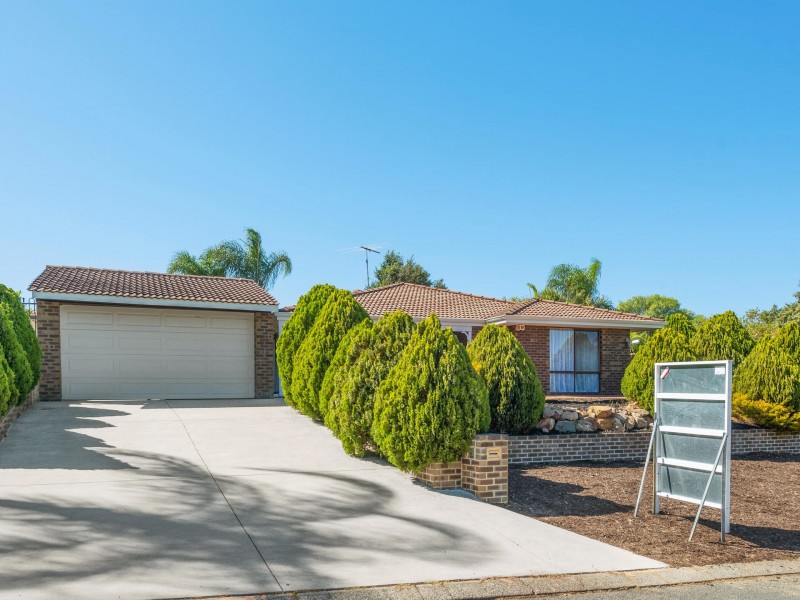 12 Hunt Lane, Kingsley WA 6026