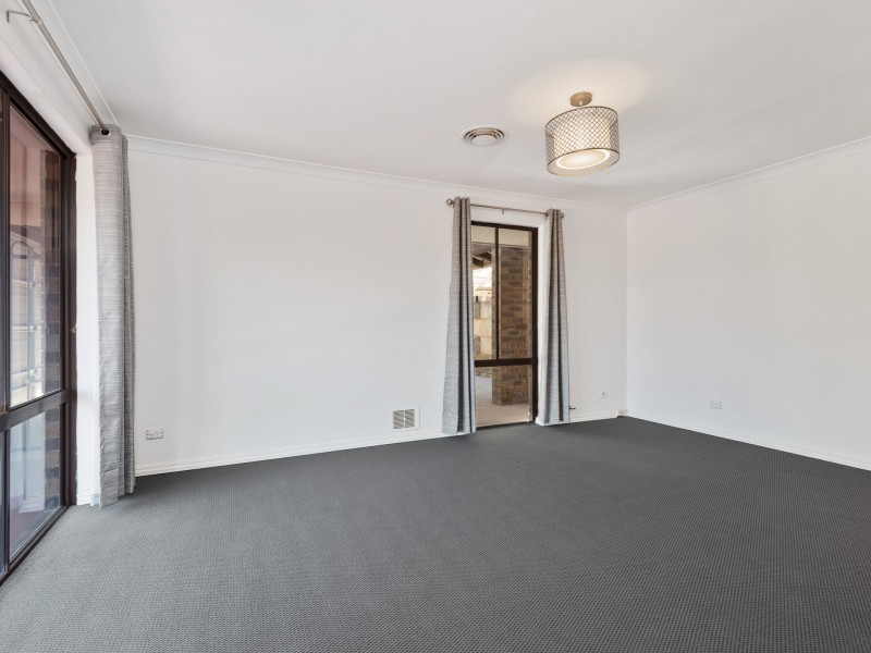 12 Hunt Lane, Kingsley WA 6026