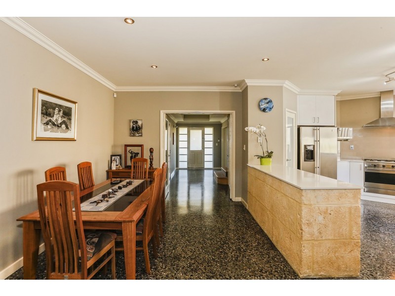 14 Whitmore Terrace, Heathridge WA 6027