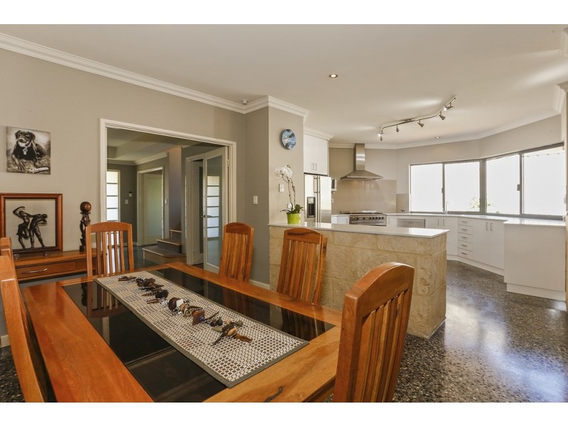 14 Whitmore Terrace, Heathridge WA 6027