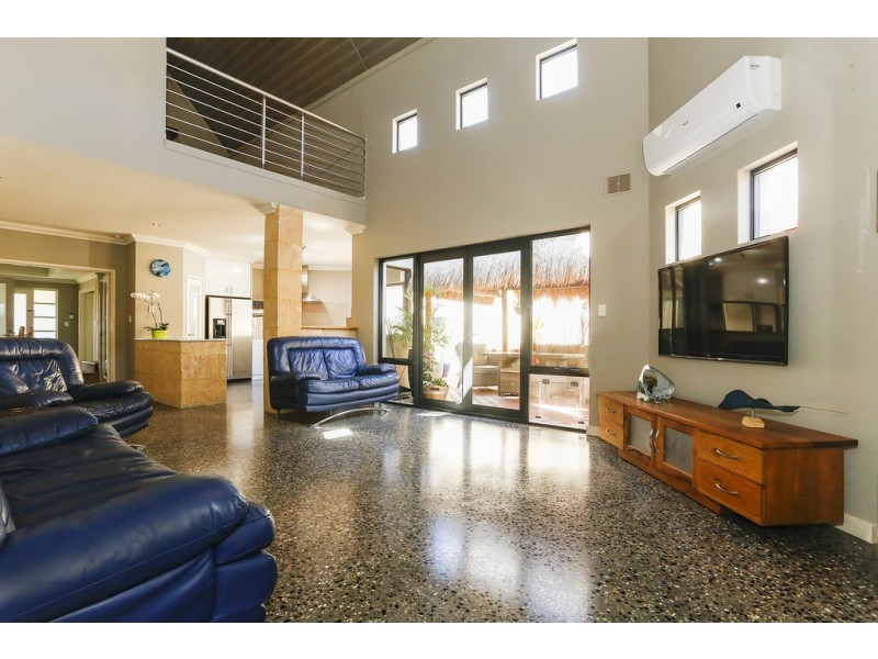 14 Whitmore Terrace, Heathridge WA 6027