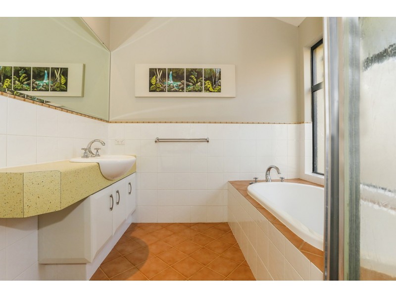 14 Whitmore Terrace, Heathridge WA 6027