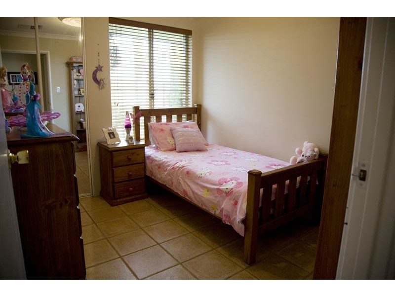 9 Danja Rise, Hocking WA 6065