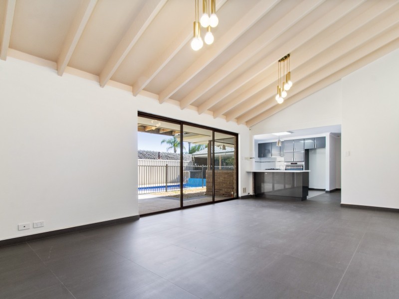 55 Talbot Drive, Kingsley WA 6026