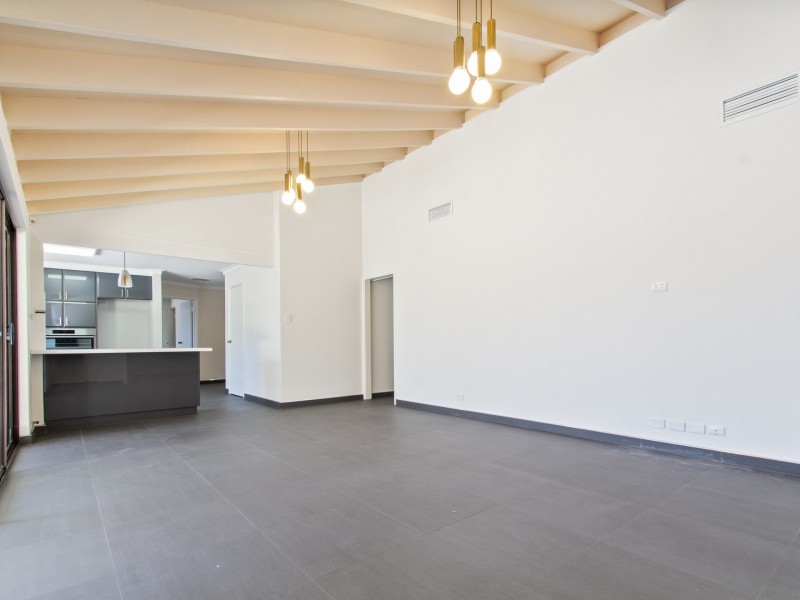 55 Talbot Drive, Kingsley WA 6026