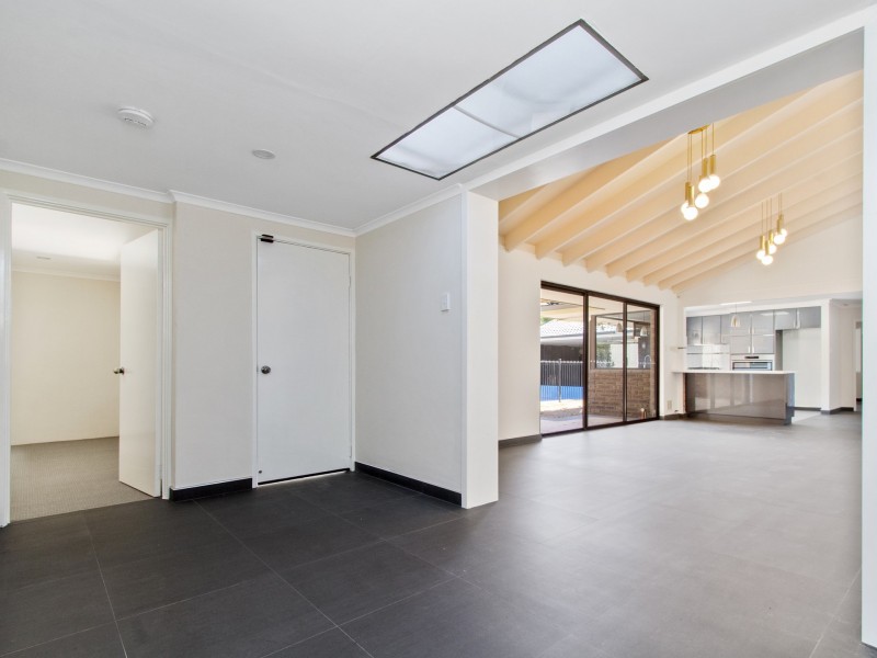 55 Talbot Drive, Kingsley WA 6026