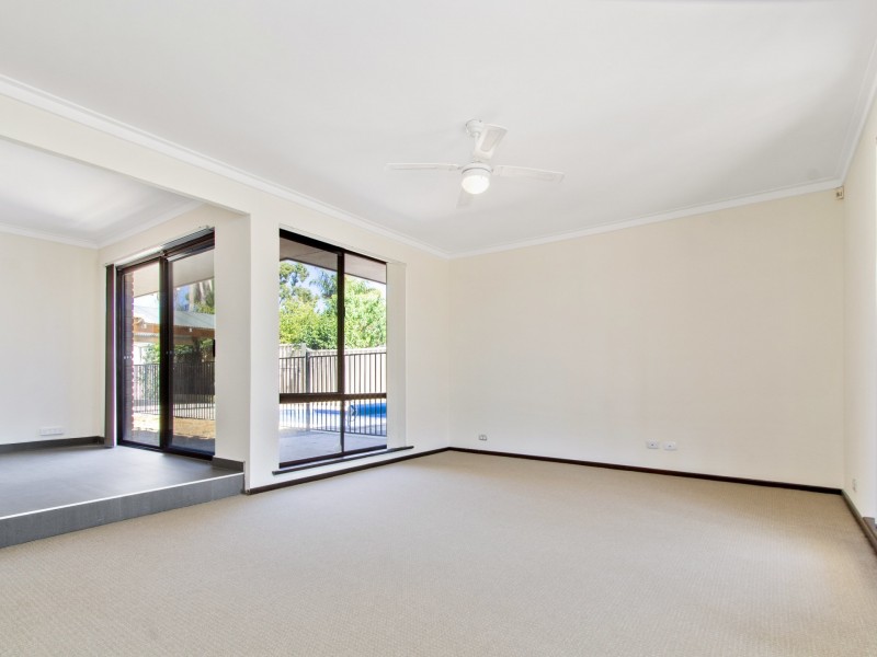 55 Talbot Drive, Kingsley WA 6026