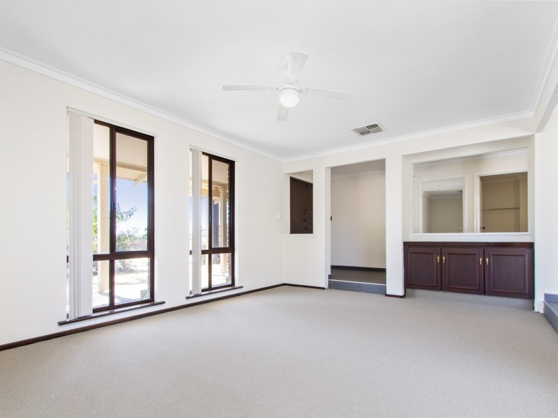 55 Talbot Drive, Kingsley WA 6026