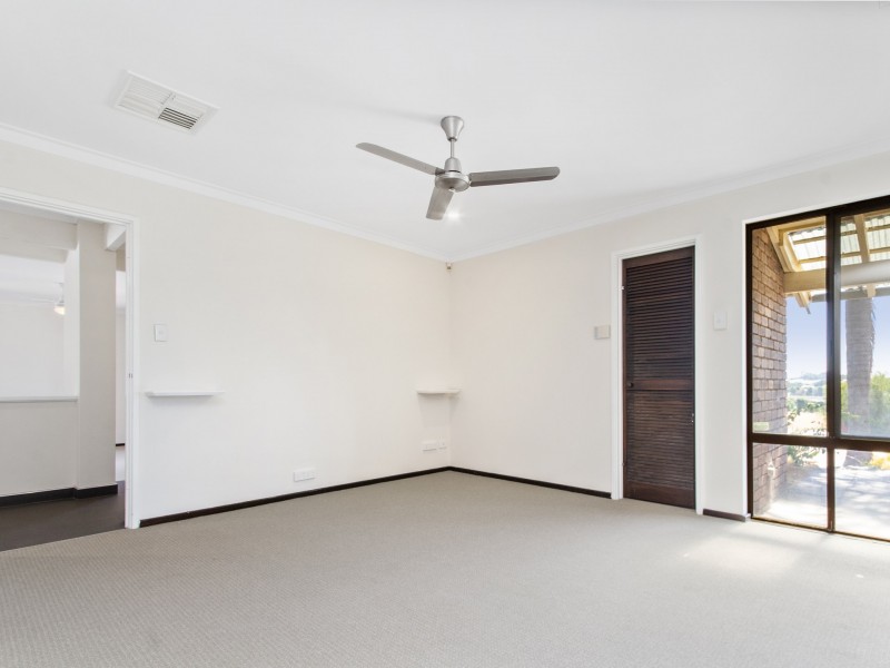 55 Talbot Drive, Kingsley WA 6026