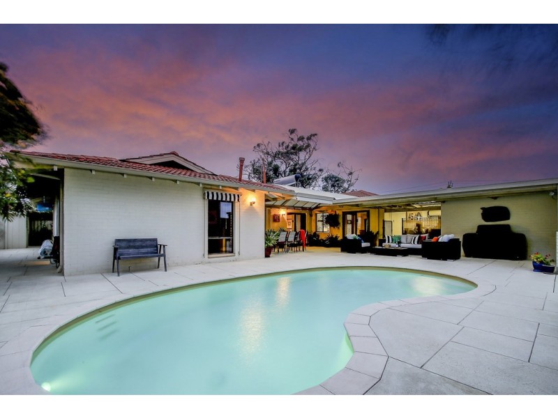 15 Garnkirk Road, Greenwood WA 6024