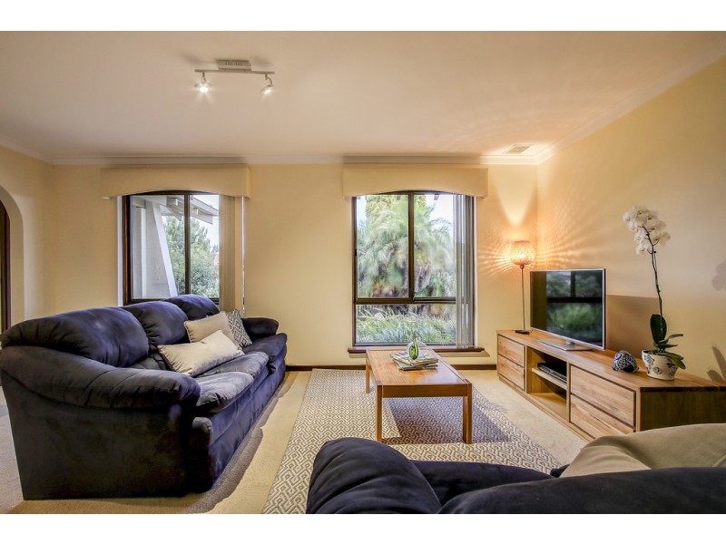 15 Garnkirk Road, Greenwood WA 6024