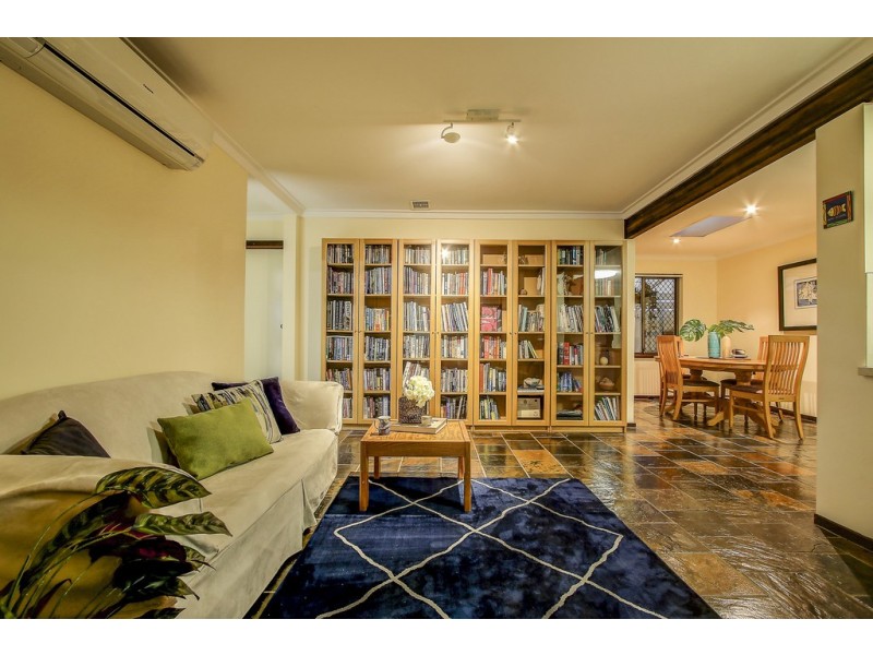 15 Garnkirk Road, Greenwood WA 6024