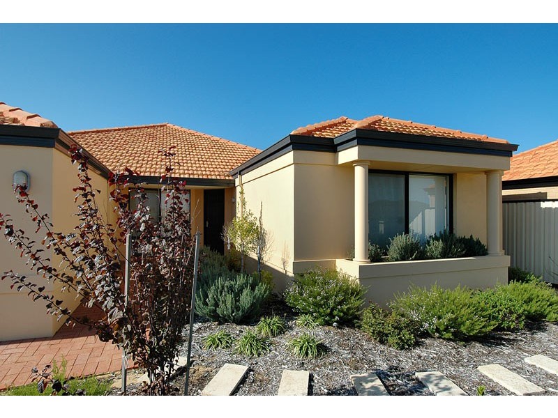 12 Harmony Avenue, Clarkson WA 6030