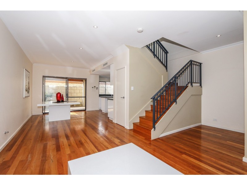 22 Olivedale Road, Madeley WA 6065