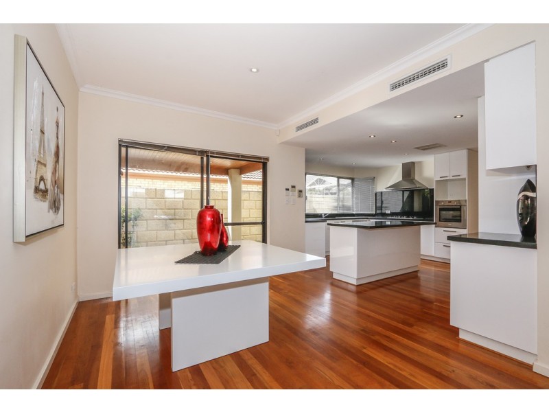 22 Olivedale Road, Madeley WA 6065