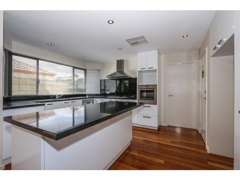 22 Olivedale Road, Madeley WA 6065