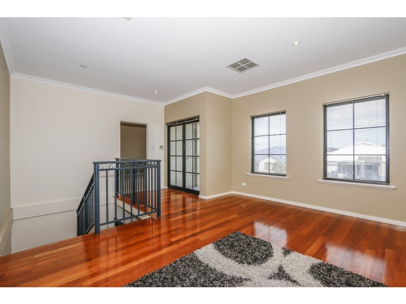 22 Olivedale Road, Madeley WA 6065