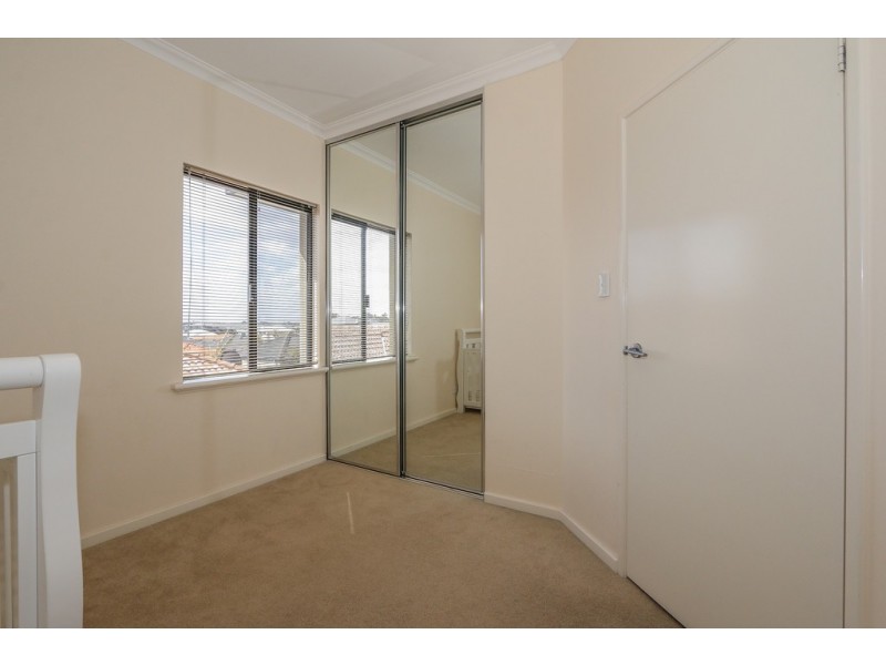 22 Olivedale Road, Madeley WA 6065